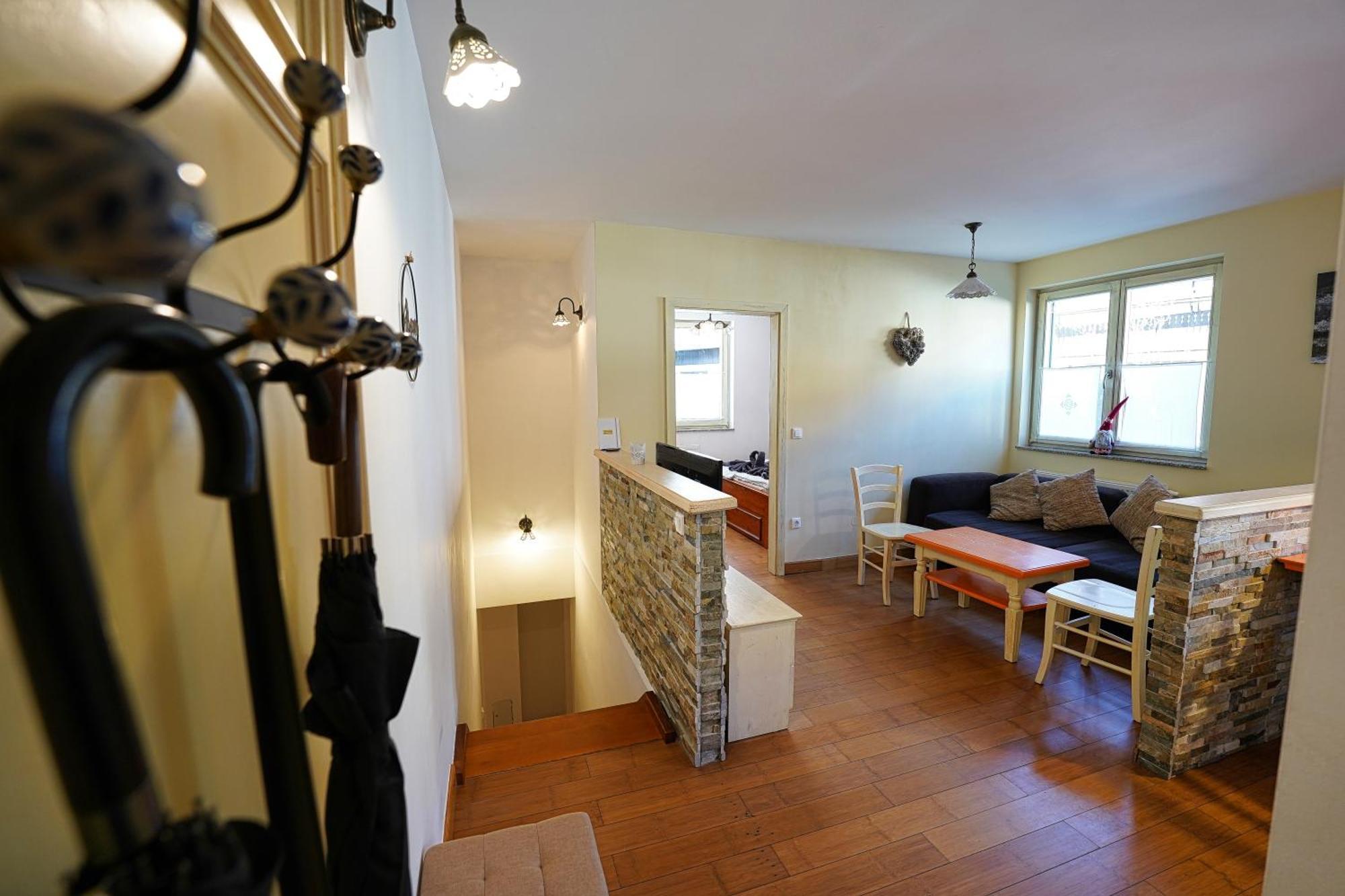Apartment Mojstrovka With Terrace In City Center Kranjska Gora Buitenkant foto