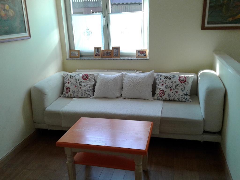 Apartment Mojstrovka With Terrace In City Center Kranjska Gora Buitenkant foto