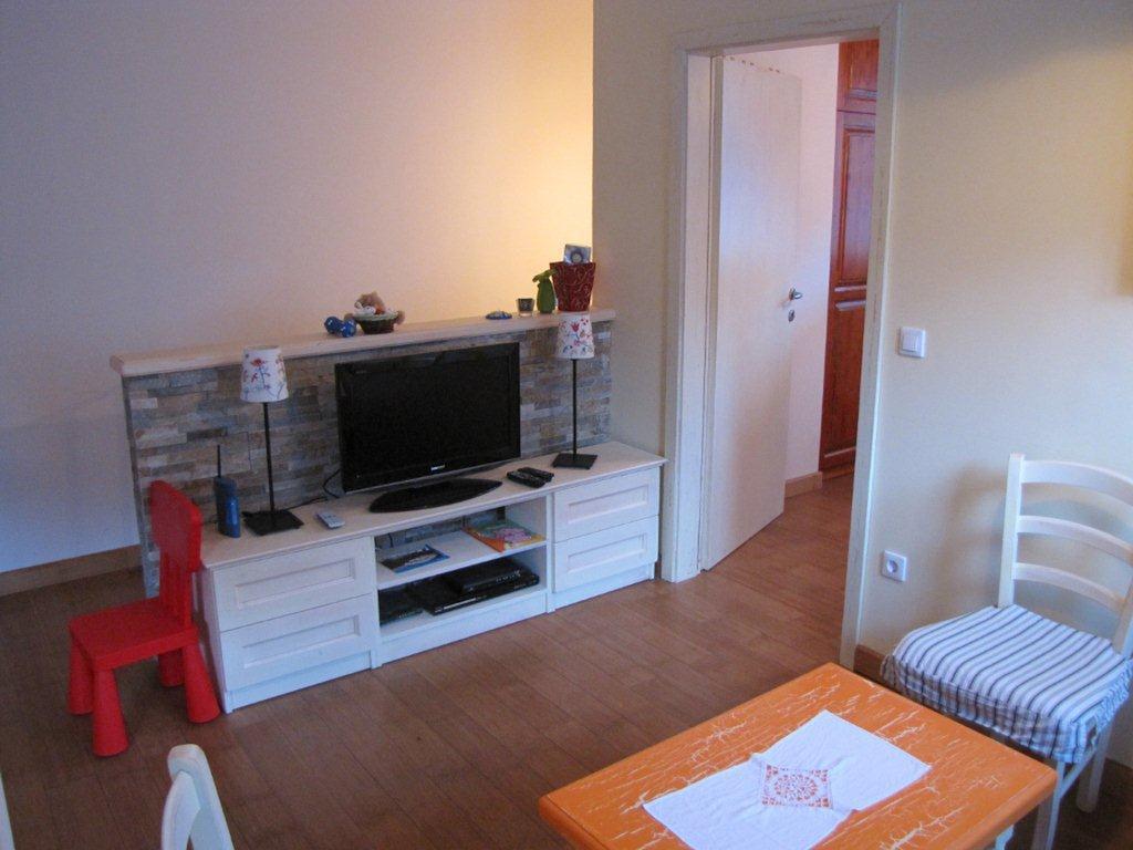 Apartment Mojstrovka With Terrace In City Center Kranjska Gora Kamer foto